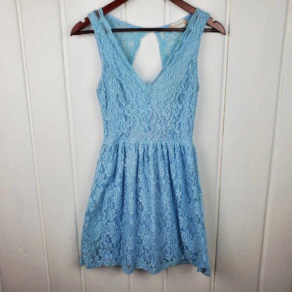 Altar'd State Dresses & Skirts - Altar'd State Lovely Powder Blue Jr XS Racer Keyhole Back Lace Lined MIni Dress